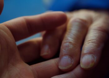 RS terá 1ª certificação acadêmica da América Latina em ‘doulas da morte’; conheça trabalho de quem acompanha o fim da vida